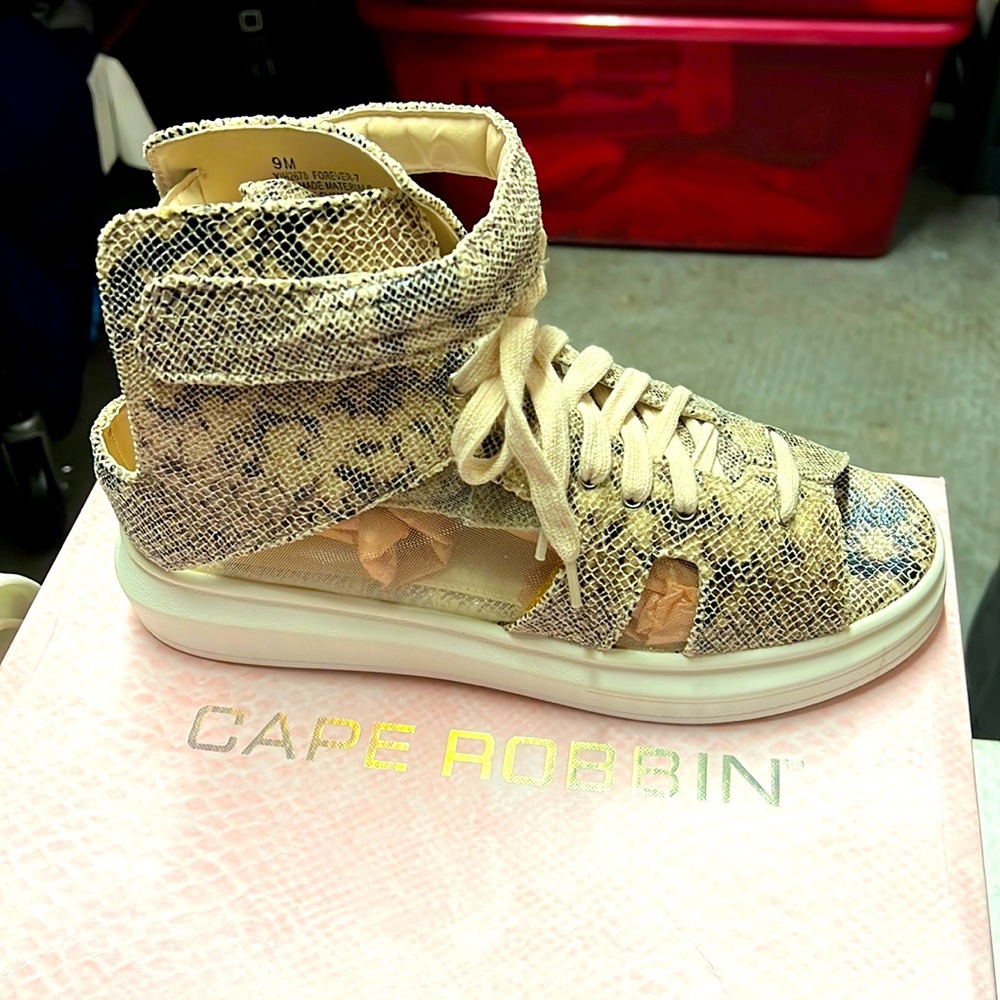 NEW in the box never worn!